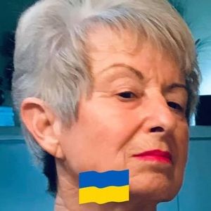 Meet your Posher, Carolyn